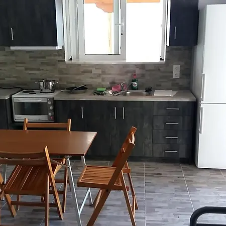 Muretto House